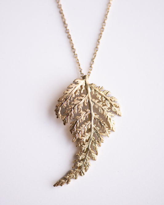 Fern Pendant in 18K Gold