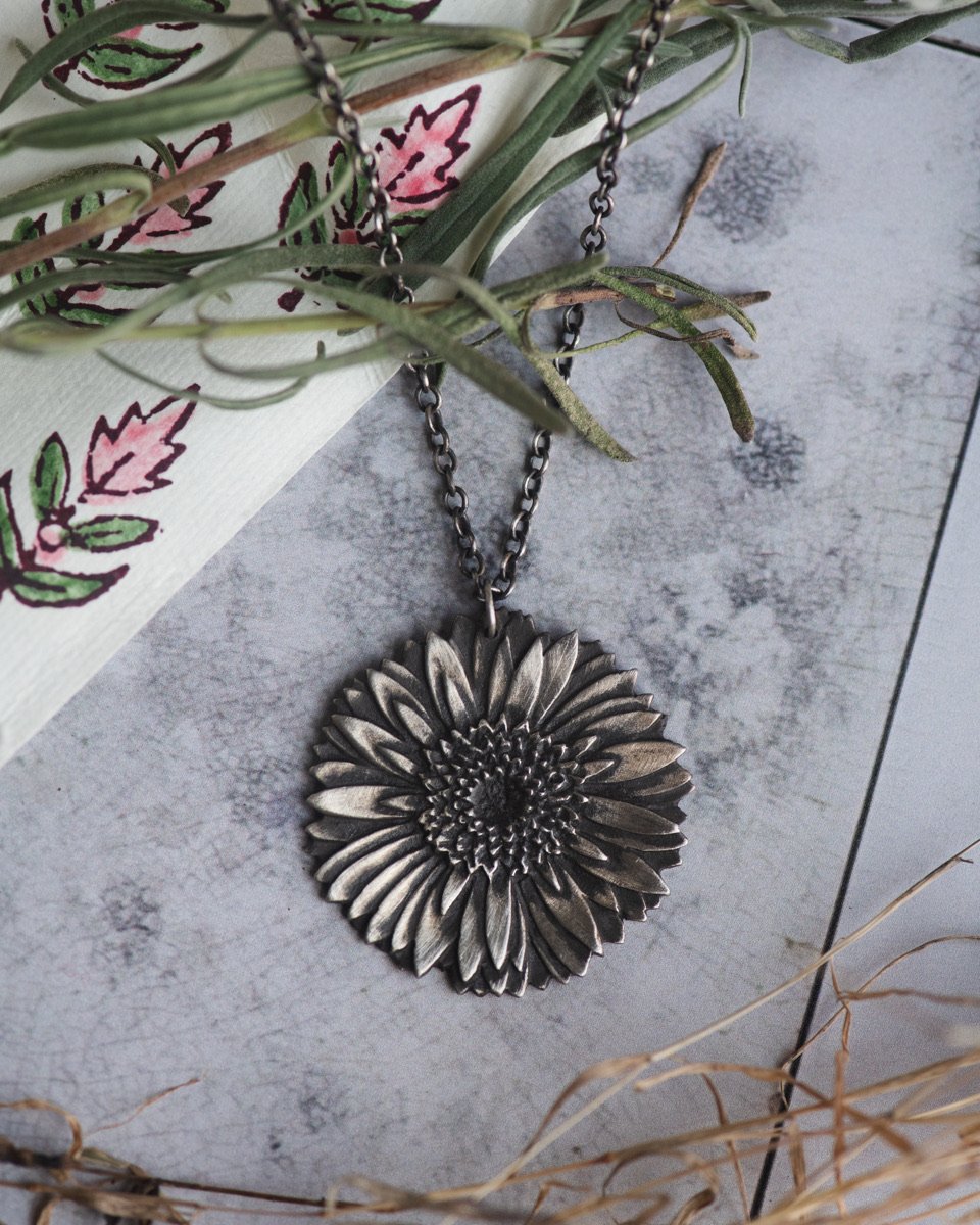 Gerbera Daisy Necklace