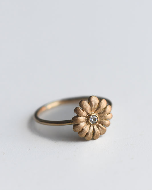 Daisy Ring in 18K Gold