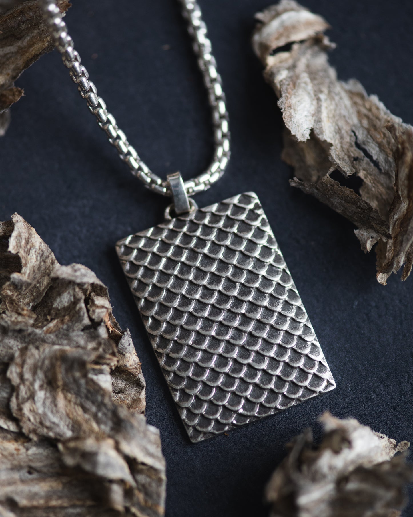 Scales Texture Reptile Pendant