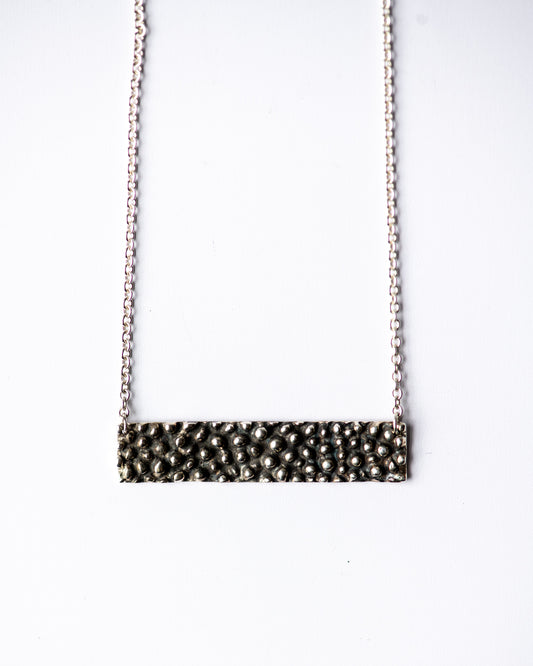 Skate Texture Horizontal Bar Necklace