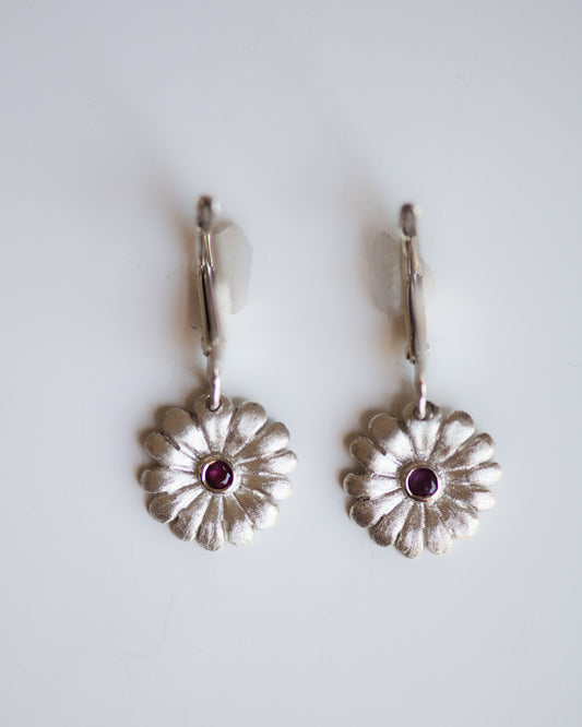 Daisy Leverback Earrings in Sterling Silver