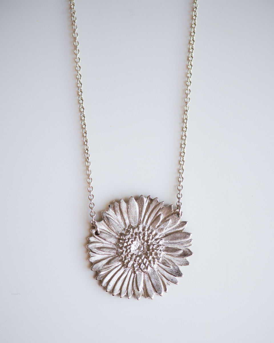 Gerbera Daisy Necklace