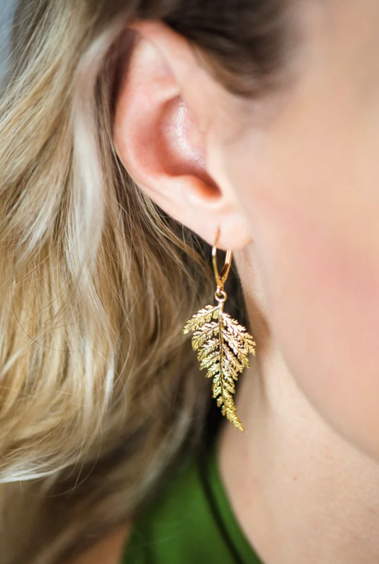 Fern Leverback Earrings in 18K Gold