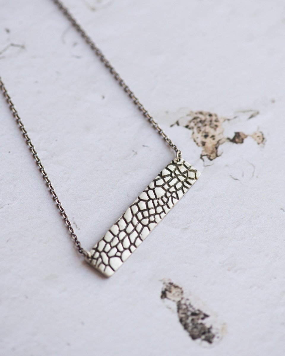 Reptile Texture Horizontal Bar Necklace