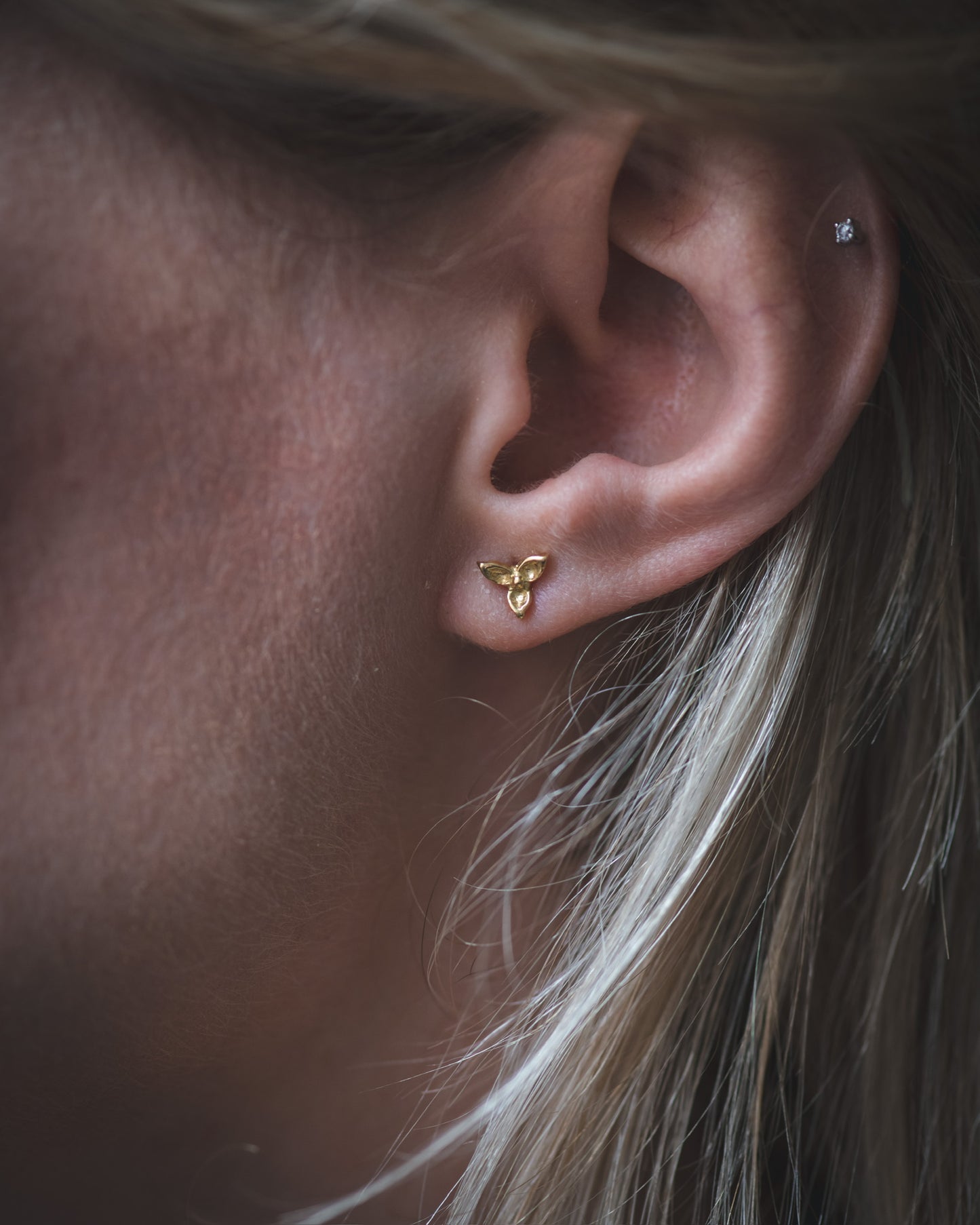 Trillium Stud Earrings 18K
