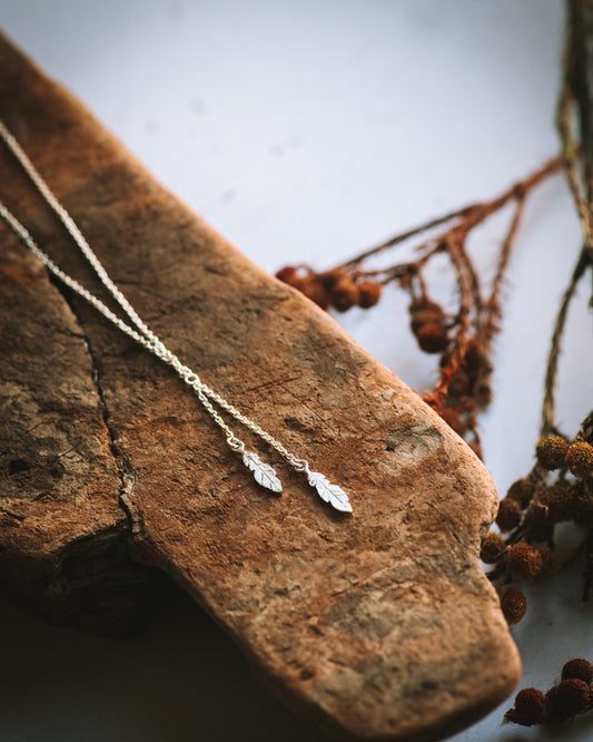 Feather Lariat, Petite | Sterling Silver