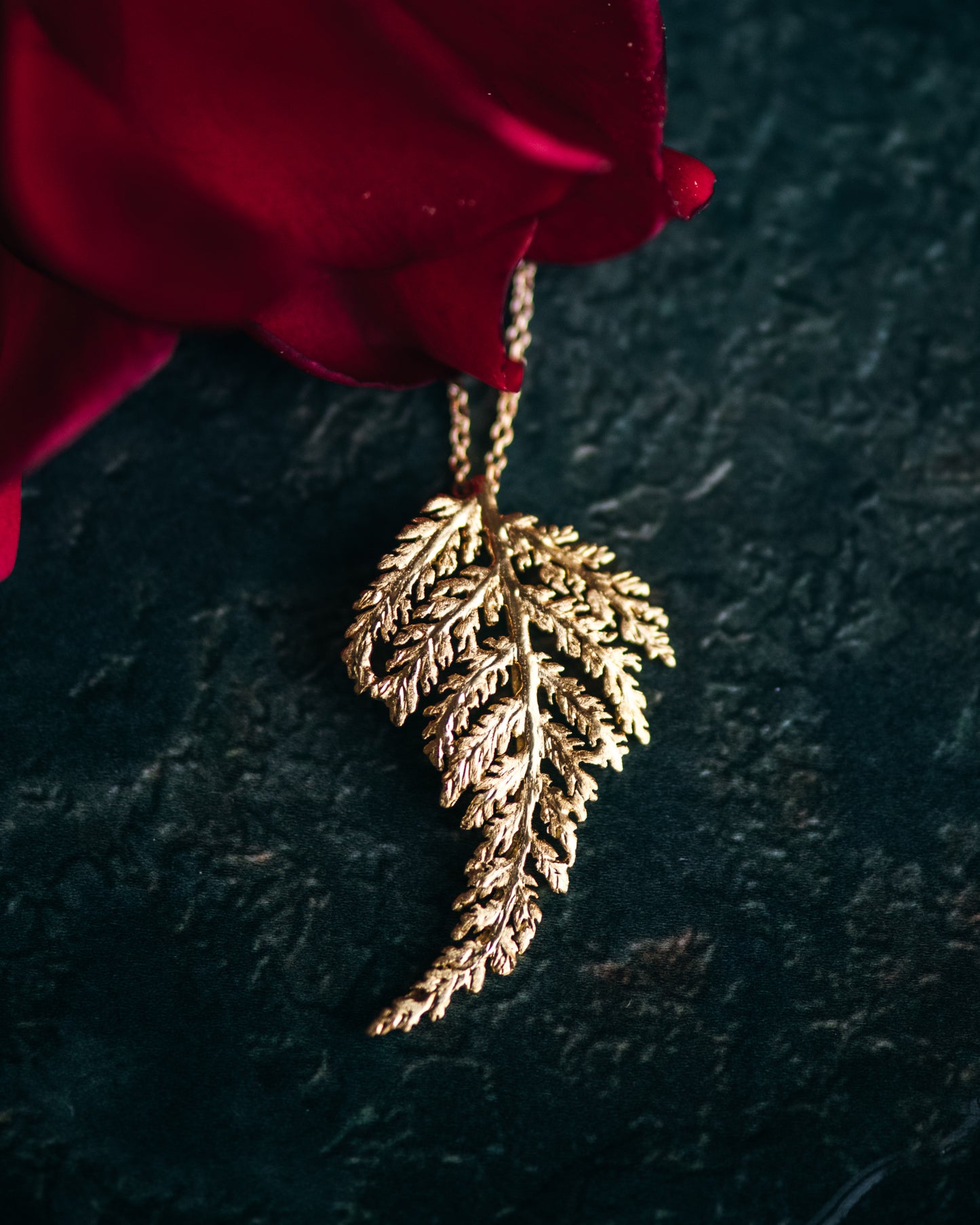 Fern Pendant in 18K Gold