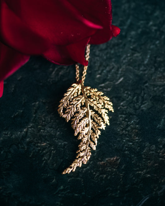 Fern Pendant in 18K Gold