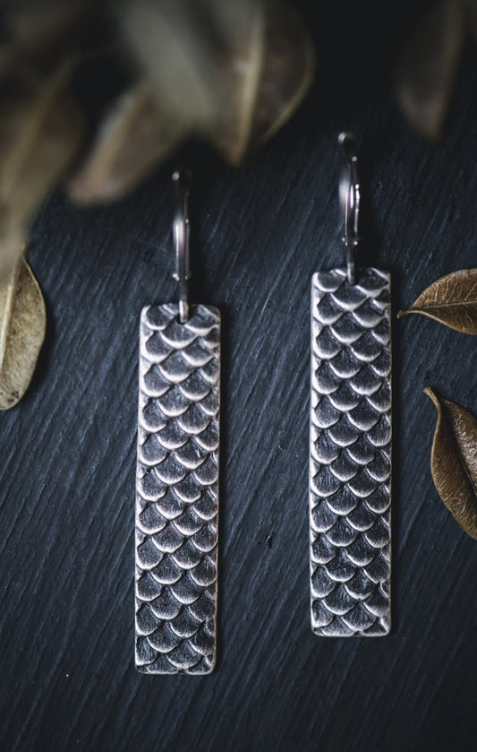 Scales Texture Long Earrings