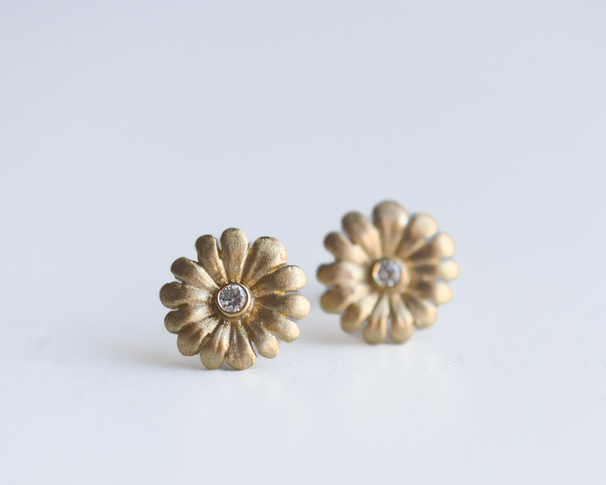 18K Gold Diamond Daisy Stud Earrings