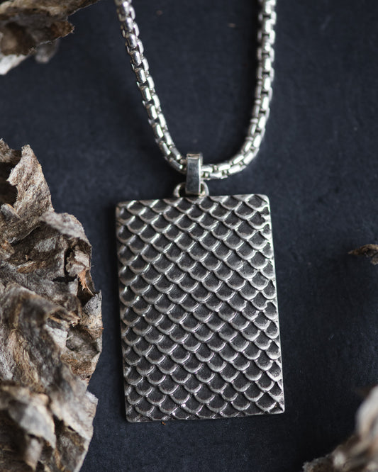 Scales Texture Reptile Pendant