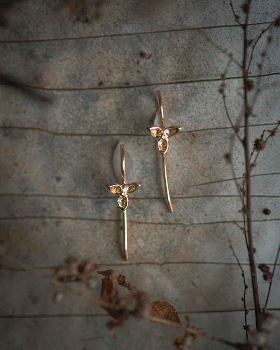 18K Gold Trillium Hook Earrings