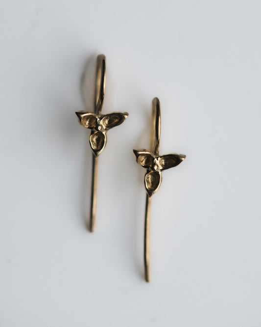 18K Gold Trillium Hook Earrings