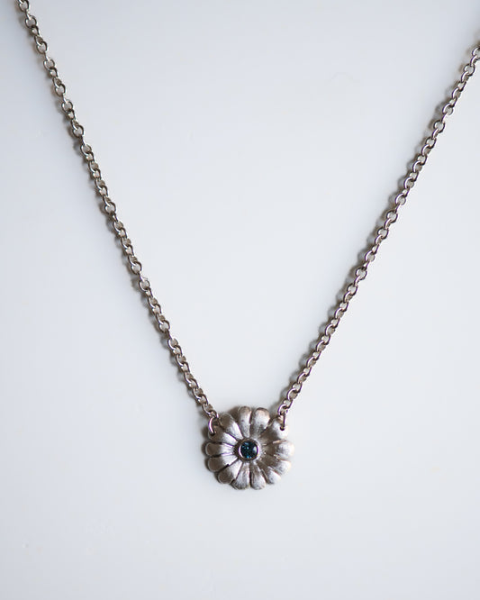 Daisy Necklace in Sterling Silver