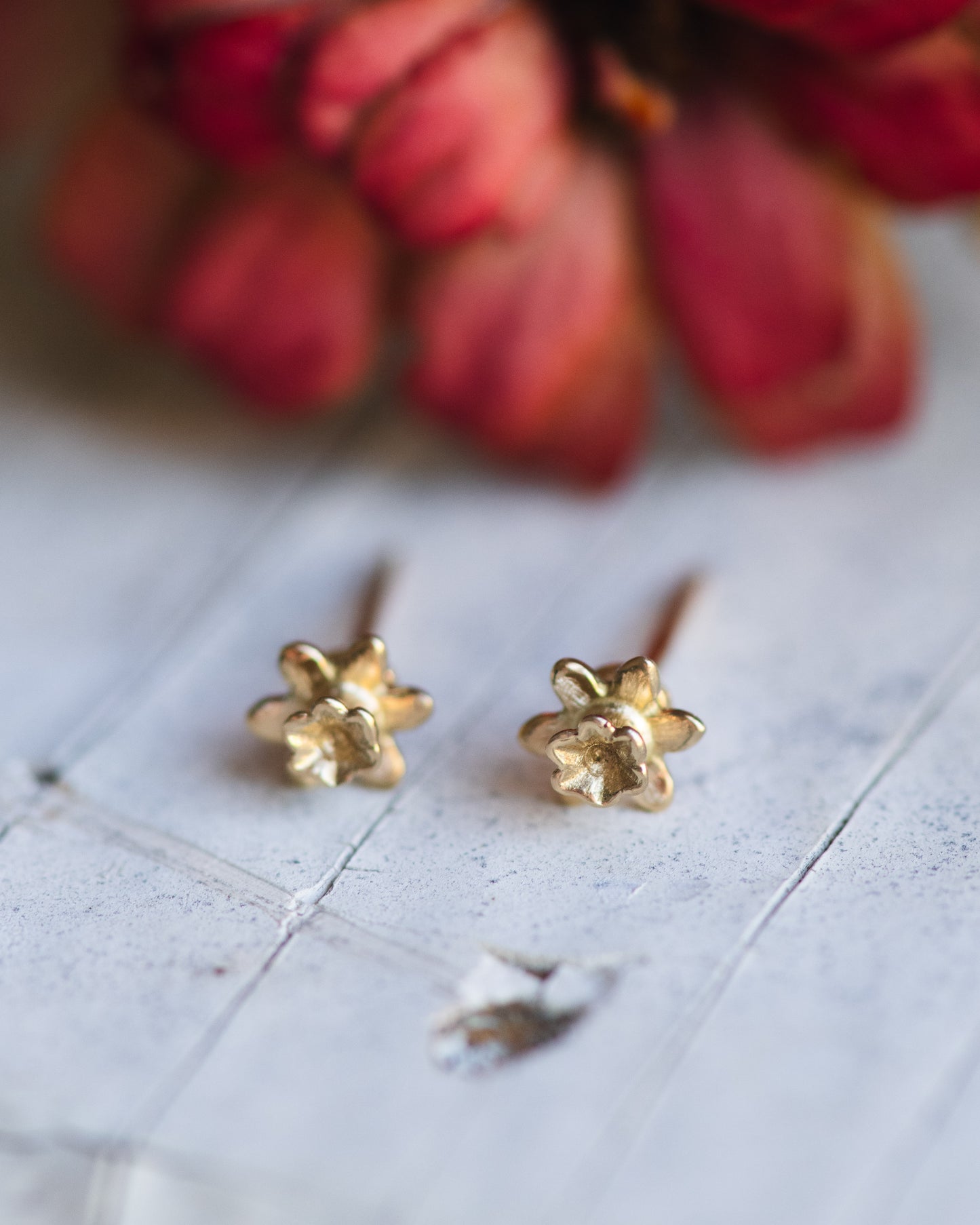 Daffodil Stud Earrings | 18K Gold