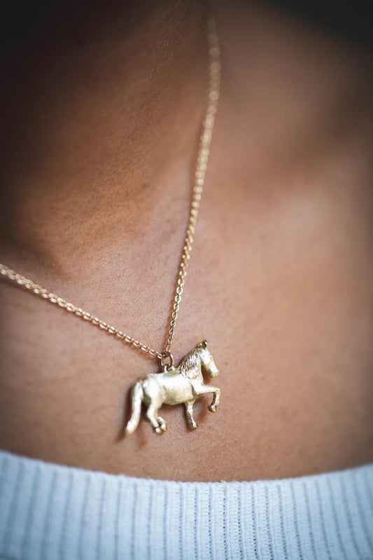 Horse Pendant in 18K Gold
